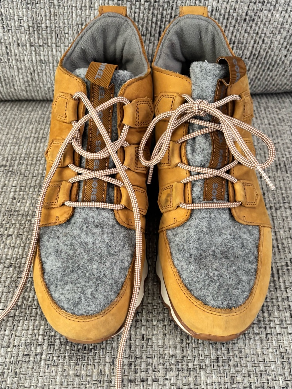 Sorel Women's Tan and Gray Winter Lace-Up Boots